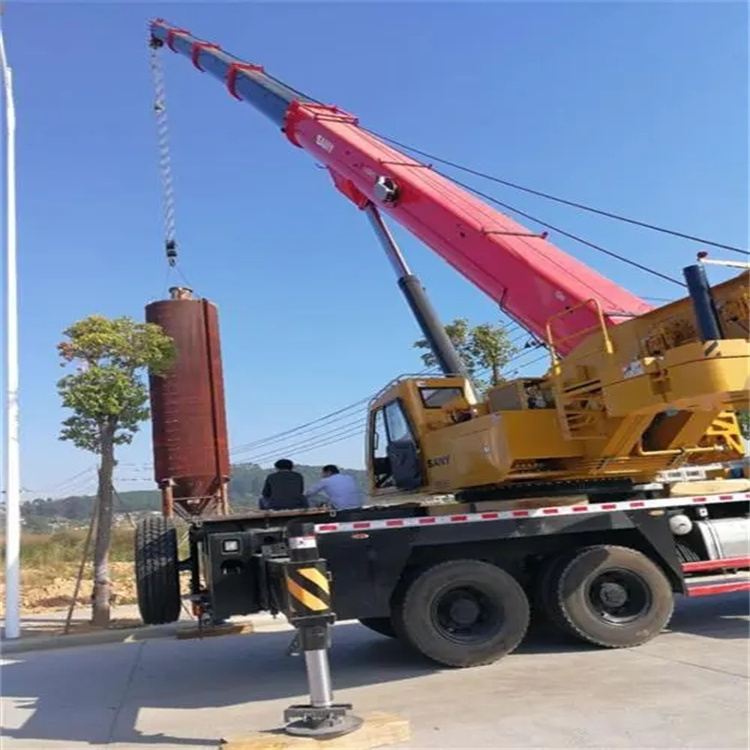 竹根滩镇专业吊车租赁多少钱