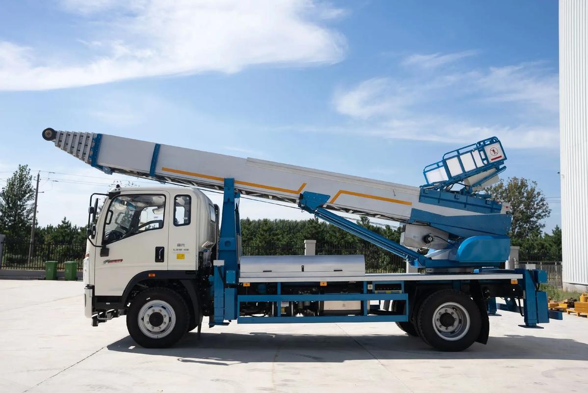 竹根滩镇云梯上料车租赁费用