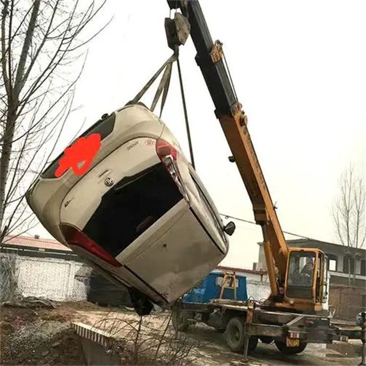 竹根滩镇随时待命，吊车24小时道路救援服务全解析