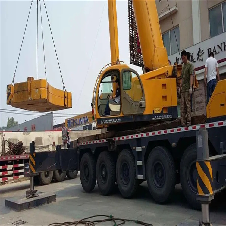 竹根滩镇当地吊车出租|机器吊装|75吨|工厂搬迁服务